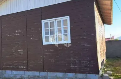 Casa com 2 dormitórios no bairro passagem do maciambú em palhoça - sc à venda por r$  296.800,00.