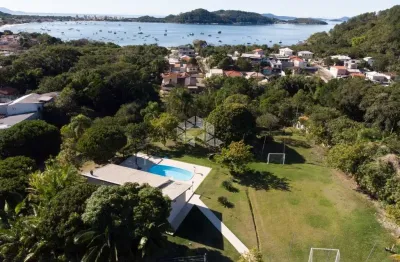 Sítio à Venda em Fazenda Da Armação, Governador Celso Ramos - SC