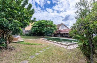 Casa com 5 quartos à venda na Rua Goianas, 47, Parque Guarua, Juiz de Fora