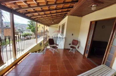 Casa com 2 quartos à venda na Rua Argemiro José Machado, 361, Ipiranga, Juiz de Fora