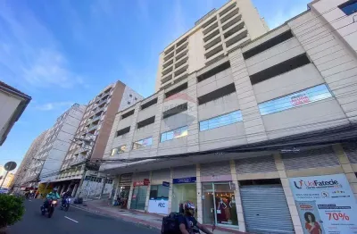 Apartamento mobiliado com vista panorâmica no centro de juiz de fora!