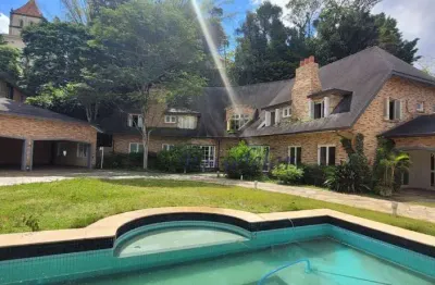 Casa para comprar com 4 quartos (4 suítes), 703m² no real parque