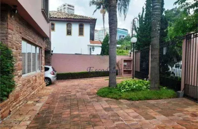 Casa com 5 dormitórios à venda, 300 m² por r$ 5.800.000,00 - pacaembu - são paulo/sp