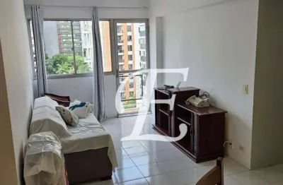 Apartamento com 2 quartos , 1 suite, 1 vaga ,à venda, 62 m² . andar alto com varanda vila nova conceição -