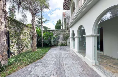 Casa com 4 quartos,3 suítes, 6 banheiros, 5 vagas, para alugar, 500 m² , jardim paulista - perto do parque do ibirapuera