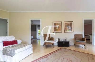 Casa, em condomínio, com 4 suites, 5 vagas à venda, 1100 m² ,Jardim Cordeiro -, próximo parque do cordeiro