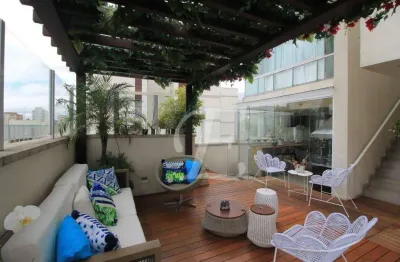 Cobertura 404m2 05 vagas 05 suítes piscina e acabamento de 1a. linha.