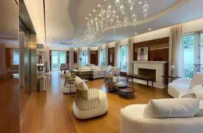 Casa com 4 quartos à venda na Rua Suécia, Jardim Europa, São Paulo