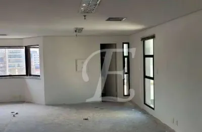 Conjunto comercial de 80m2, alugar, 3 banheiros, copa, ar-condicionado, 2 vagas, próximo metro brigadeiro