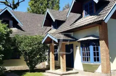 Casa do ipê amarelo – luxuosa residência à venda em campos do jordão | mobiliada | | 970 m² de construção | vista panorâmica