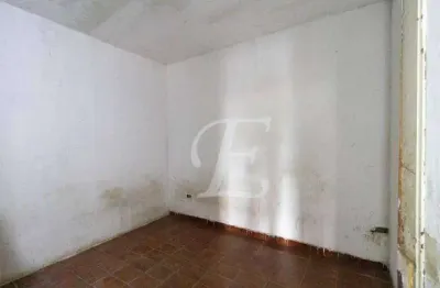 mplo (986 m2)  predio no coração do Centro de São Paulo com 12 salas e amplo salão