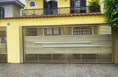 Sobrado a venda com 3 dormitórios com varanda, 2 vagas na garagem no tremembé