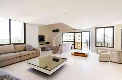 Duplex sofisticado com pé-direito duplo e lazer renovado em higienópolis