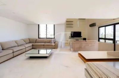 Duplex sofisticado com pé-direito duplo e lazer modernizado em higienópolis