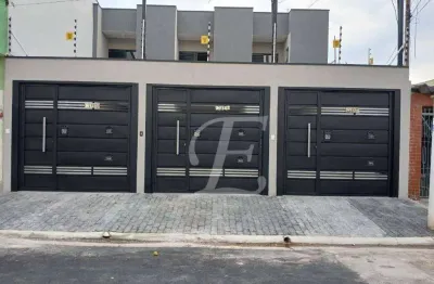 Apartamento à venda, 3 dormitórios, 1 suíte, 2 vagas próximo ao Metrô.