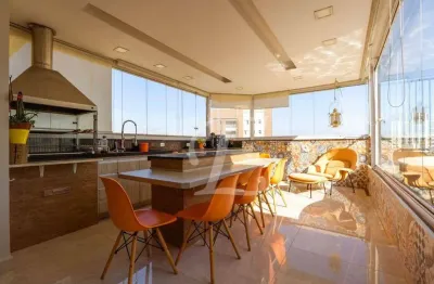 Cobertura à venda  no centro de  Alphaville com 3 dormitoris e Piscina privativa