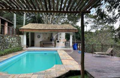 Casa com 3 dormitórios à venda, 350 m² por R$ 2.696.000,00 - Parque Petrópolis - Mairiporã/SP