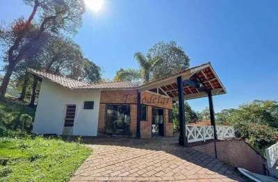 Casa com 3 dormitórios à venda, 612 m² por R$ 1.800.000,00 - Parque Petrópolis - Mairiporã/SP