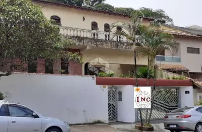 Sobrado jardim palermo i 4 quartos 5 vagas lote inteiro