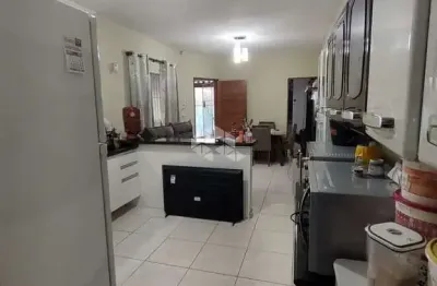 Casa itanhaem - bopiranga 2 quartos sendo 1 suíte, 2 vagas