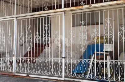 Casa térrea jardim hollywood 1 quarto, 1 vaga, para reformar