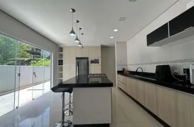 Venda casa ,condomínio capital  ville , cajamar sp.  em um terreno de 600m² e 360 m² de área construída ,  aceita permuta por até 3 apartamentos.