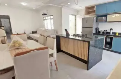 Casa à venda em praia grande, guilhermina, com 2 quartos, 195m²