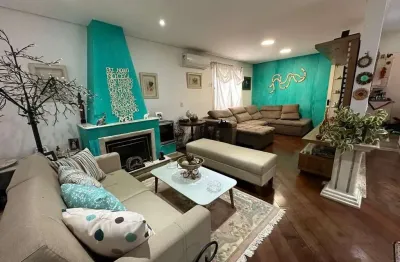 Casa em condomínio fechado com 5 quartos à venda no Taboão, São Bernardo do Campo 