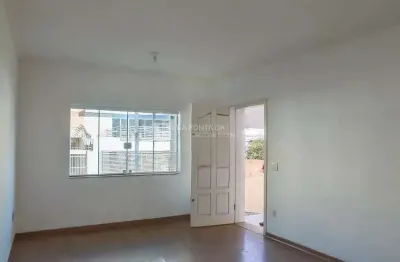 Casa com 3 quartos para alugar na rua manuel hernandes lopes, 306, anchieta, são bernardo do campo por r$ 4.500