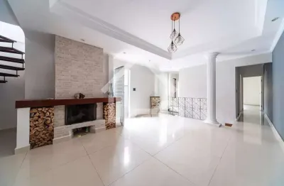 Casa com 3 quartos para alugar na rua carneiro leão, 18, vila scarpelli, santo andré por r$ 4.360