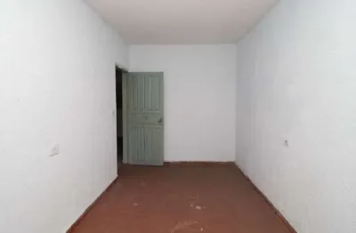 Casa com 1 quarto para alugar no Taboão, Diadema 