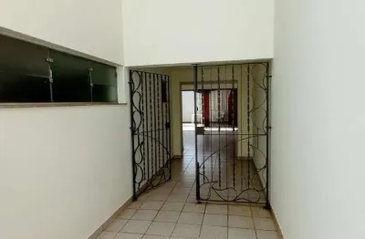 Casa com 3 quartos para alugar na Rua Coral, 125, Jardim do Mar, São Bernardo do Campo