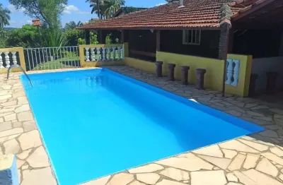 Chácara / sítio com 2 quartos à venda na rua santa barbara do oeste, 169, parque flamboyant, amparo, 196 m2 por r$ 750.000