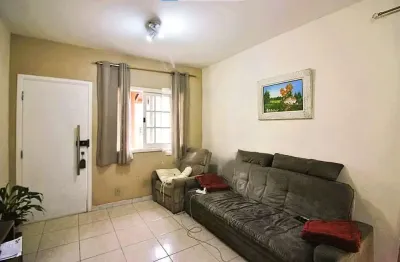 Casa em condomínio à venda em são bernardo do campo-sp, bairro taboão: 3 quartos, 2 salas, 2 banheiros, 2 vagas, 105m²!