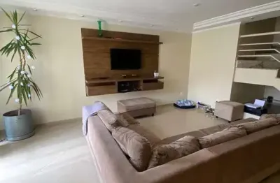 Casa com 3 quartos à venda na Rua Helena Aparecida Secol, 33, Nova Petrópolis, São Bernardo do Campo