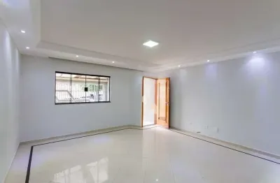 Casa com 3 quartos à venda na Rua Coréia, 197, Parque das Nações, Santo André