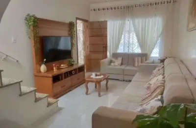 Casa com 3 quartos à venda na Rua Antônio Ângelo Cuzziol, 36, Taboão, São Bernardo do Campo