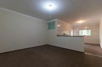 Casa com 3 quartos para alugar na Rua Giacinto Tognato, 41, Baeta Neves, São Bernardo do Campo