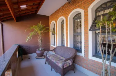 Casa com 4 quartos à venda na Rua Benedito Luiz Rodrigues, 551, Nova Petrópolis, São Bernardo do Campo