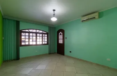 Casa com 3 quartos para alugar na Rua Agostinho Masini, 37, Parque Terra Nova II, São Bernardo do Campo