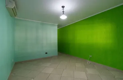 Casa com 3 quartos para alugar na Rua Agostinho Masini, 37, Parque Terra Nova II, São Bernardo do Campo