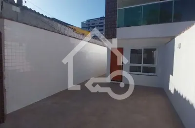 Imperdível casa à venda em santos-sp, bairro aparecida: 3 quartos, 3 suítes, 1 sala, 5 banheiros, 2 vagas e 115m²!