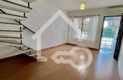 Sobrado à venda em são bernardo do campo: 2 quartos, 1 suíte, 1 sala, 2 banheiros, 1 vaga de garagem, 103m² no bairro planalto.