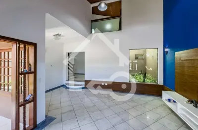 Casa à venda em são bernardo do campo - parque dos pássaros: 3 quartos, 3 suítes, 2 salas, 5 banheiros, 3 vagas, 300m².