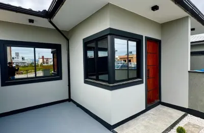 Casa dois dormitórios com excelente padrão de acabamento no nova palhoça