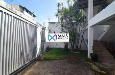 Casa espaçosa e bem localizada com quintal, 3 dormitórios e 2 vagas – 360 m² por r$ 549.000! chanadour. oportunidade única!
