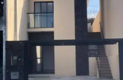 Casa à venda com 04 dormitórios (sendo 01 suíte), sala e cozinha conceito aberto r$ 570.000,00, em mogi das cruzes