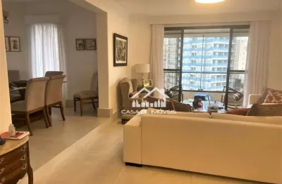 Vende apartamento lindo, todo reformado, com 214m², 3 suítes em moema.