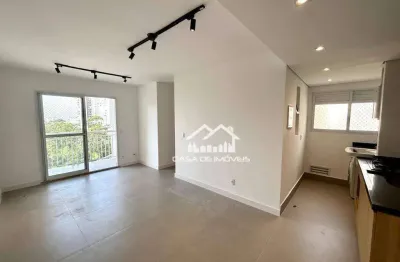 Vende apartamento com 67m², 3 dormitórios, 1 suíte, lazer clube na vila andrade.