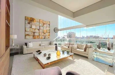 Vende lindo apartamento com pé direito duplo e 3 suítes, no panamby